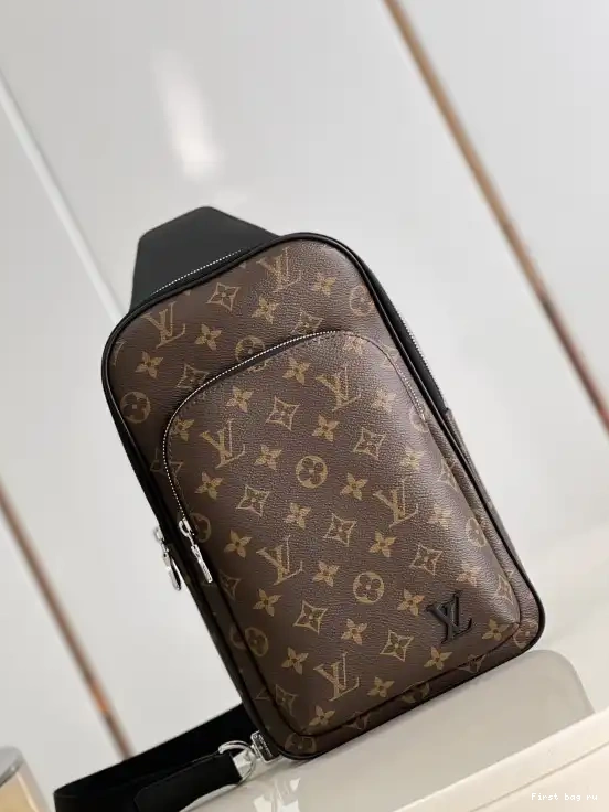First bag ru NM Slingbag VUITTON LOUIS Avenue 0622